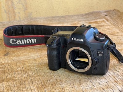 Canon EOS 5D 12.8MP DSLR digital Camera Body (5d Mk1 Mark 1 Classic)