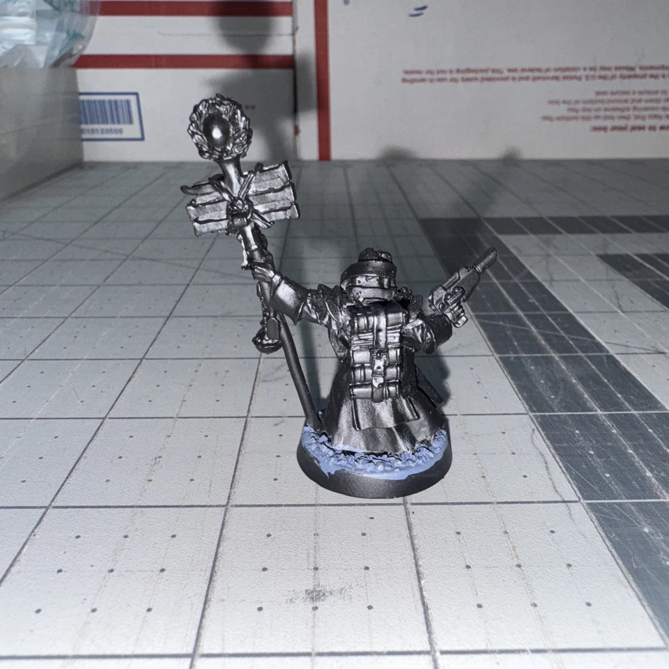 Warhammer 40k - Inquisición - Acólito Inquisidor - Pistola Kitbash Las - Metal Fuera de Uso Foto 2 de 4