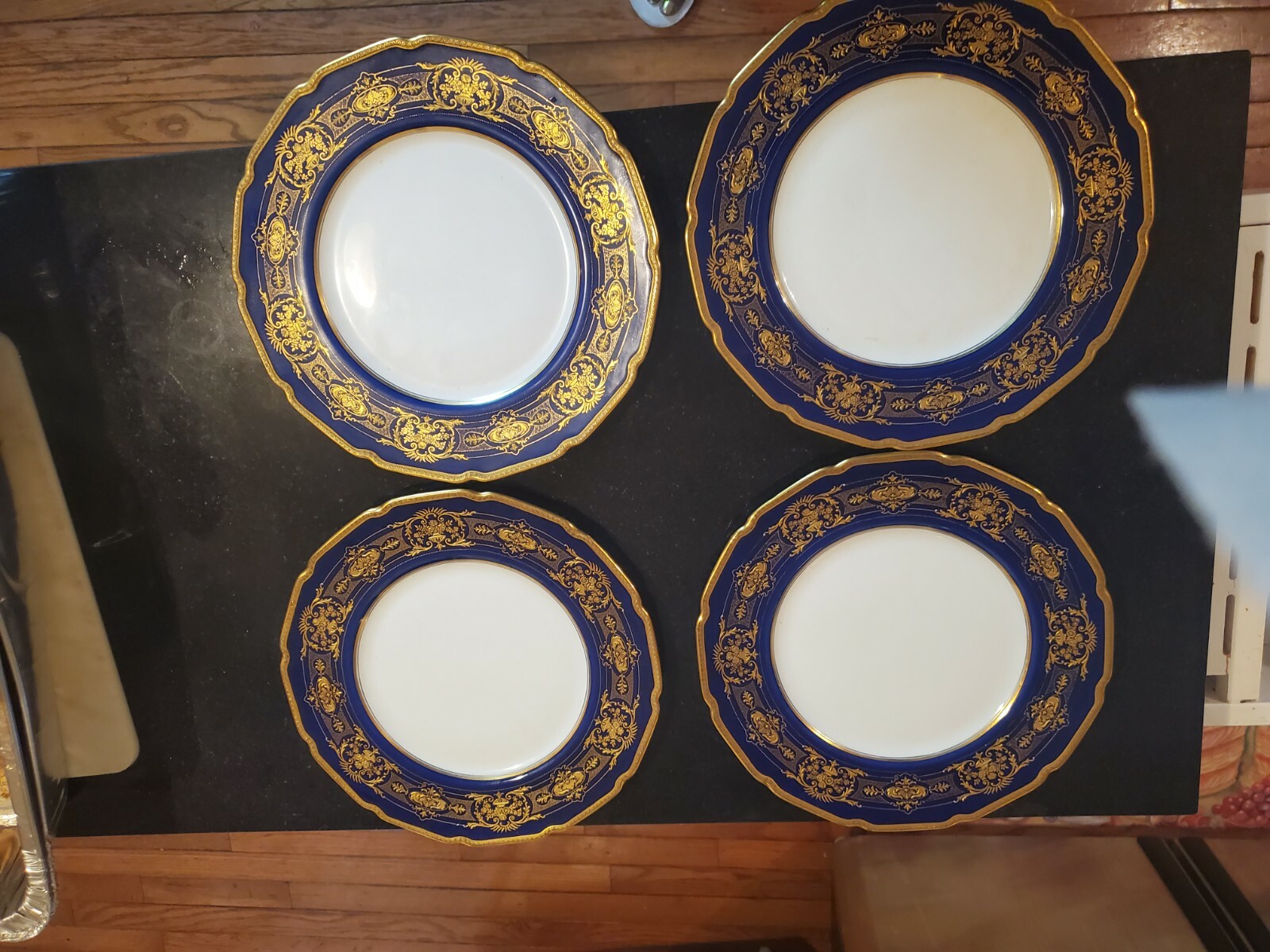Set of 4 RARE ROYAL DOULTON RAISED GOLD ENCRUSTED COBALT GOLD DINNER