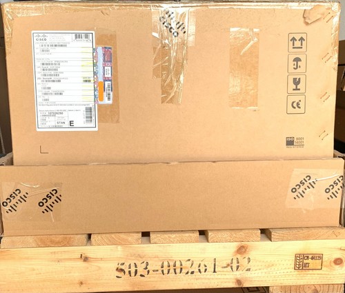 Cisco ASR-9904-AC 2X A9K-RSP880-TR A99-12X100GE 880 Gbps/slot 12x 100GE port - Picture 2 of 4