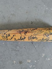 Team Autographed Philadelphia Phillies 2000 GU Baseball Bat MLB