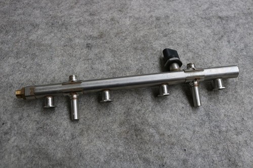 Org VW Audi Seat Skoda Kraftstoffverteiler 06K133317G Drucksensor Verteiler TFSI