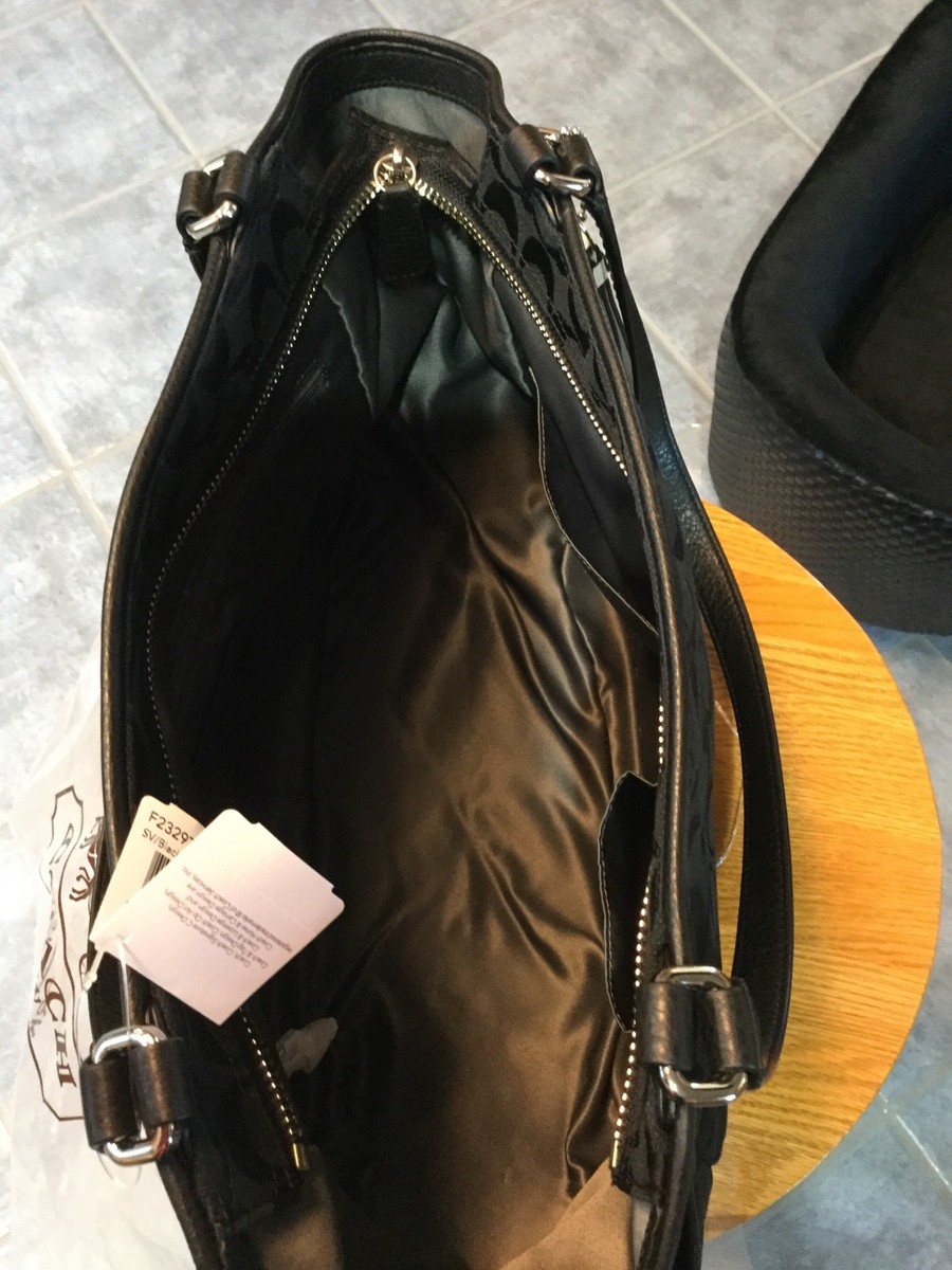 COACH Park Signature Carrie Tote Handbag. Black. F23297. NWT | eBay