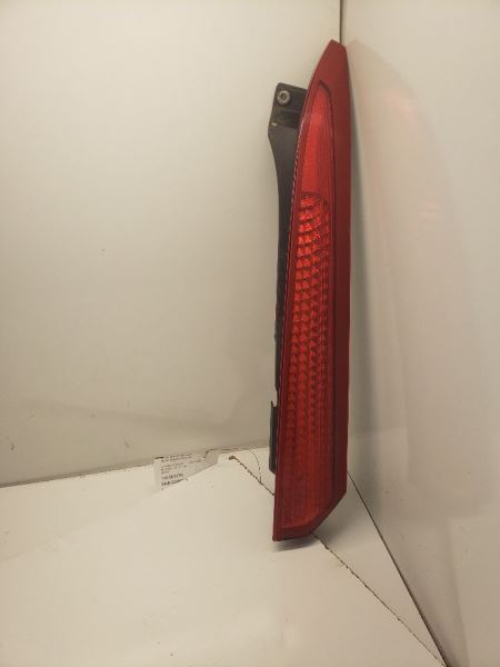 07-14 VOLVO XC90 Passenger Right Upper Tail Light 944833