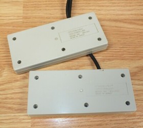 Lot of 2 Nintendo (NES-004 / E) Gamepad Controllers for NES System **READ** 