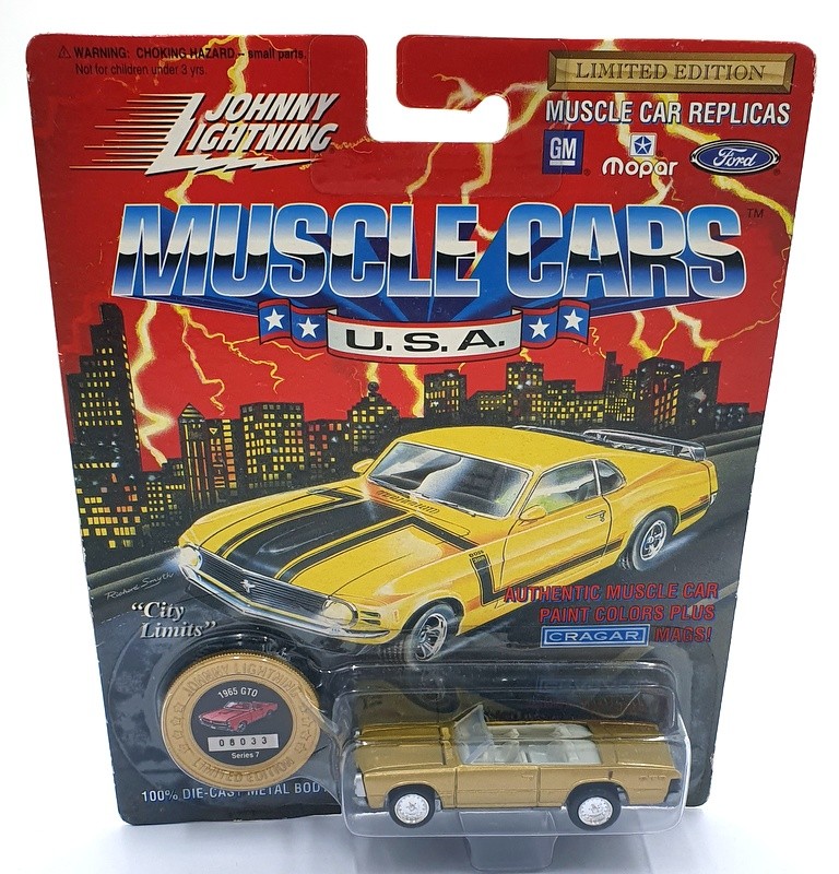 Johnny Lightning 1/64 Scale 200-170 - Muscle Cars 1965 Pontiac GTO