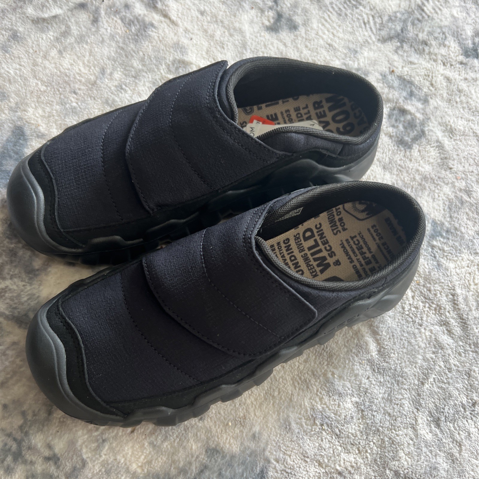 KEEN Scarpe slip on donna taglia 7 5 adolescente nuove