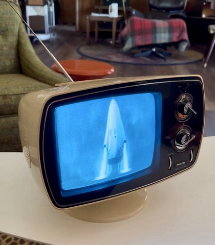 Space Age Philco Ford Trendsetter TV B370FWH Polo White Working See Video Demo