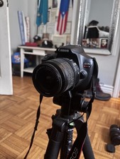 Canon EOS Rebel T6 18.0MP DSLR Camera 18-55mm lens with tripod, fast shipping