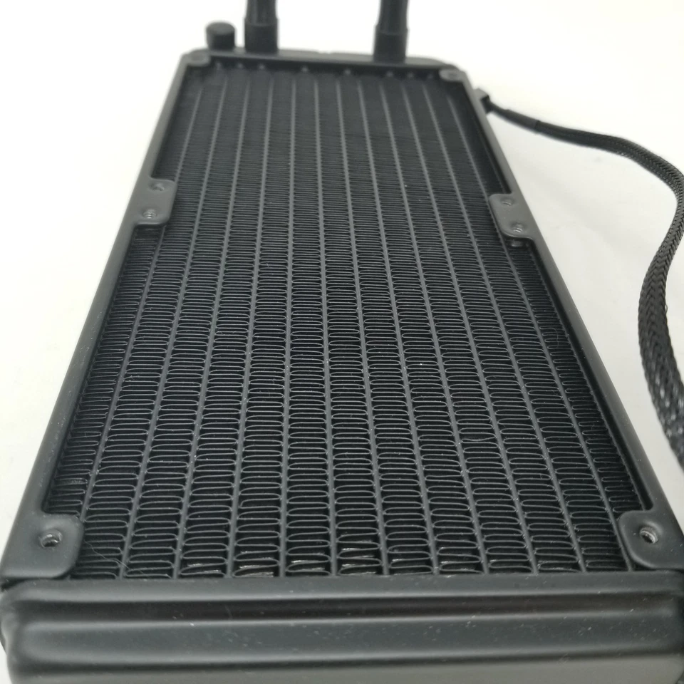 Enermax Liquid CPU Cooler *No fans included* - Image 3 of 4