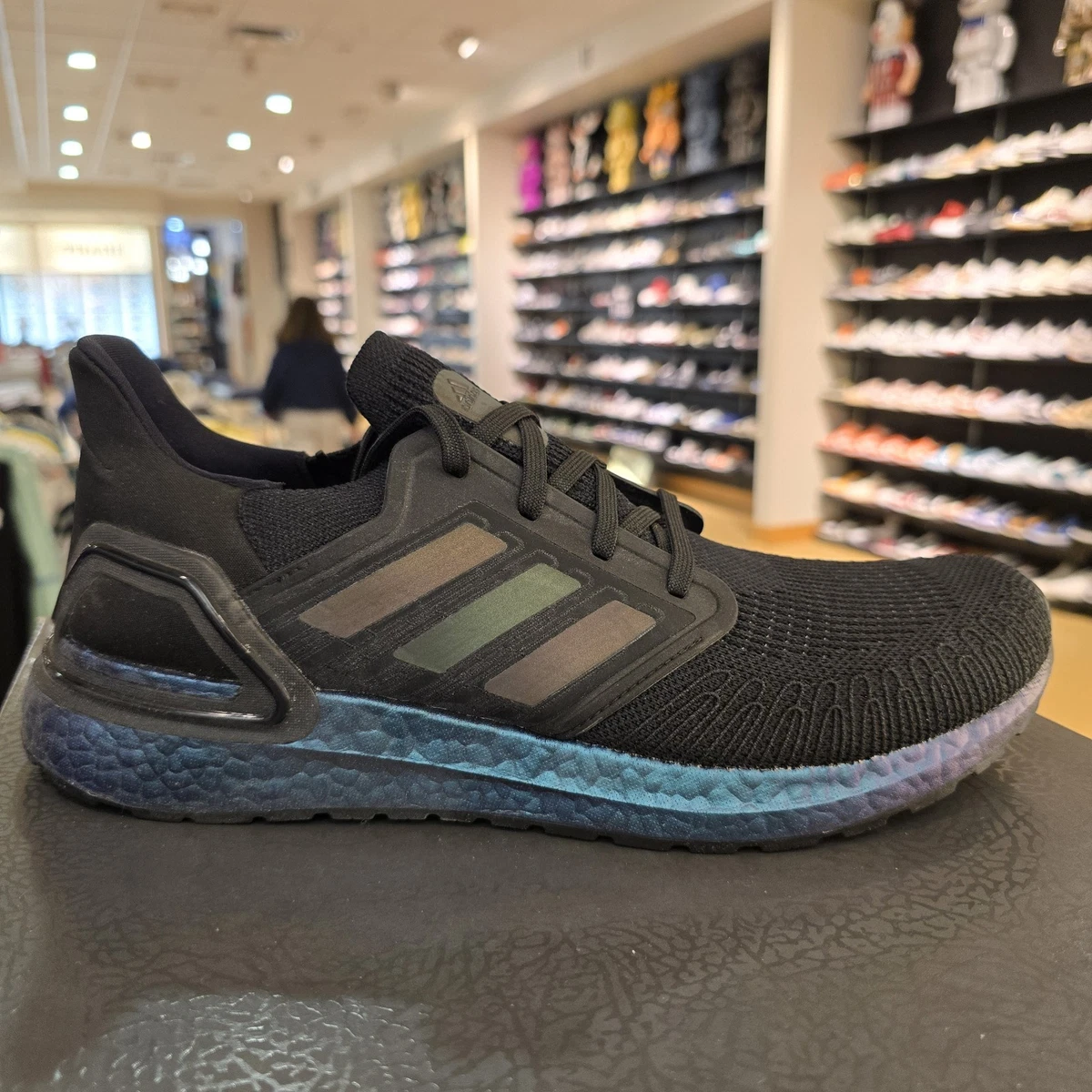 ADIDAS UltraBoost 20 Core Black Signal Cyan Blue Running Shoe Men\'s Size 9.5. Adidas UltraBoost 20 Running Shoes G55839  main image 2