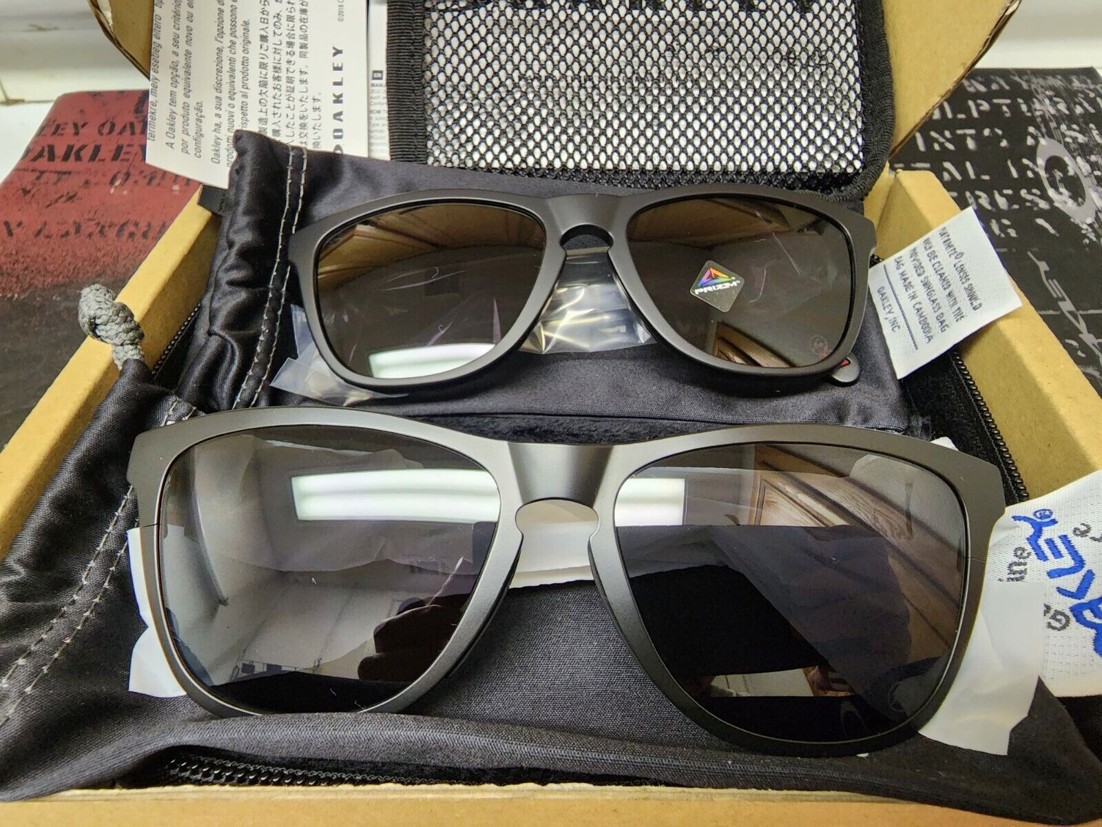 OAKLEY × FRAGMENT2023 チタン製Frogskins TI - サングラス/メガネ