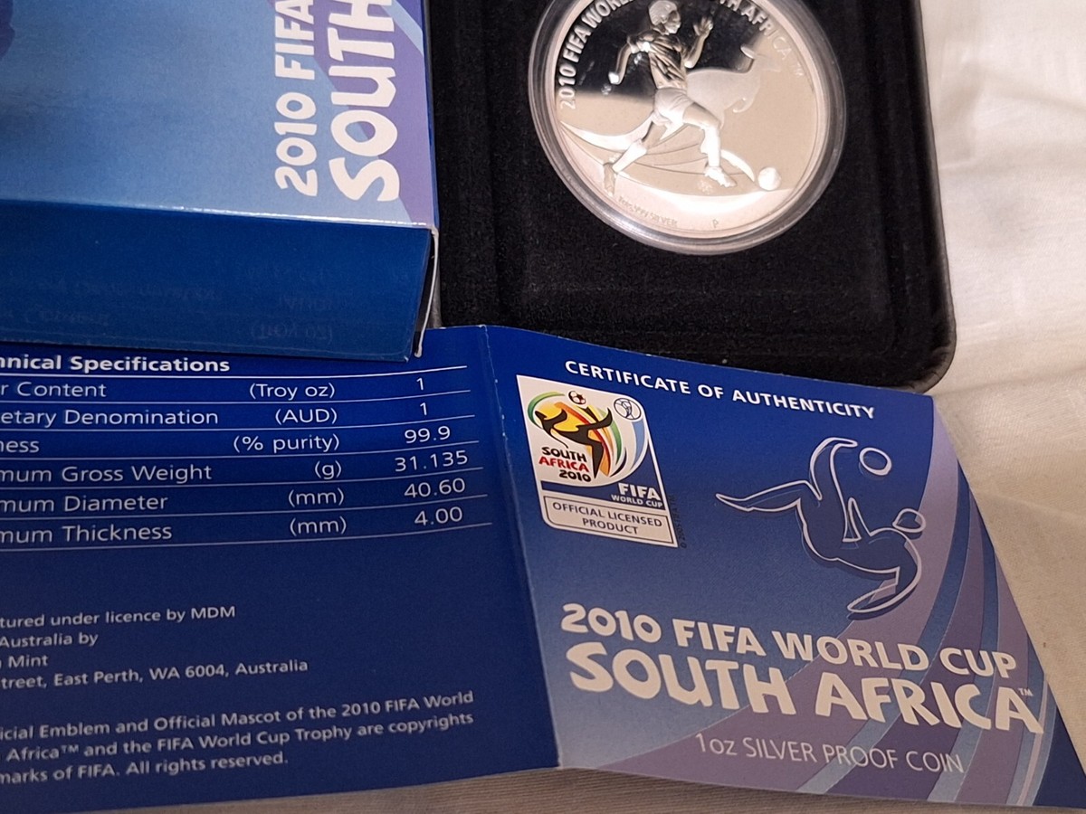 SOUTH AFRICA 2010 FIFA WORLD CUP COMMERATIVE 1 oz silver COA& OGP