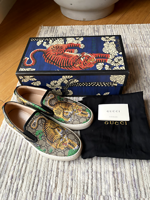 Gucci Men's Tiger Slip-On Sneaker | eBay