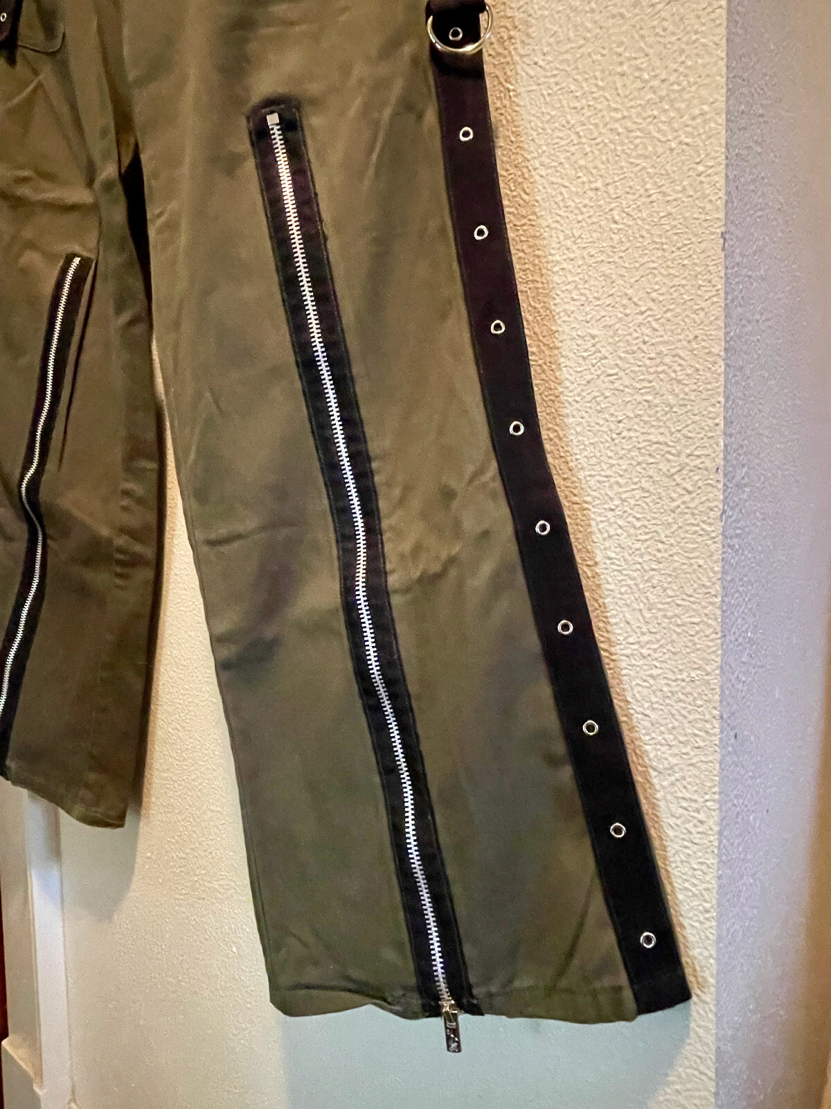 RARE Vintage Y2K NWOT Tripp NYC bondage pants 5 wide leg army olive green HTF 27 image 3