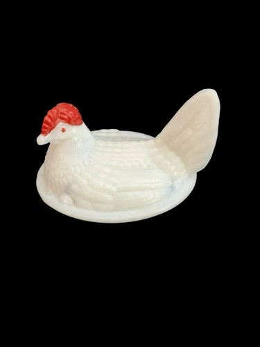 Vintage Westmoreland Milk Glass Hen On Nest Red Crown TOP ONLY 4-7/8" x 3-3/4"