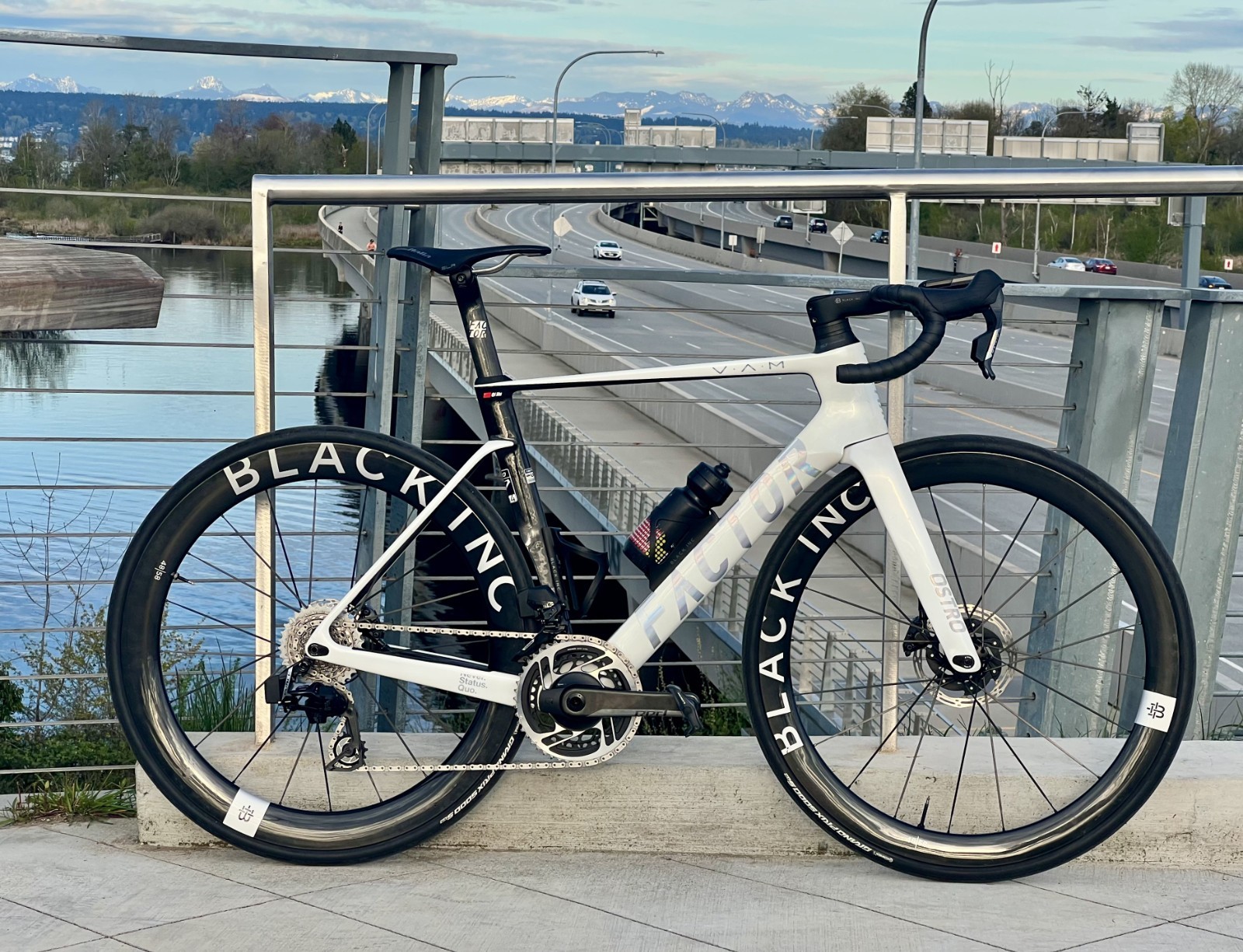 2025 Factor Ostro VAM 2.0 Road Bike Size 54
