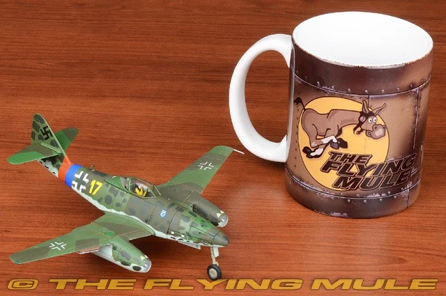 Corgi 1:72 Me 262A Luftwaffe JG 7 Nowotny Yellow 17 - Image 4 of 4