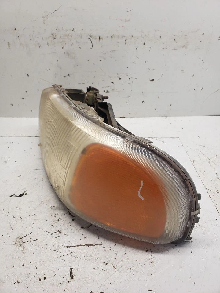 Faro conductor estilo clásico compatible con camioneta Sierra 1500 06-07 1402745 Foto 2 de 4