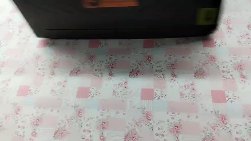 Pink Patchwork Roses! 100% Cotton Fabric: Sewing Quilt Fat Long ...