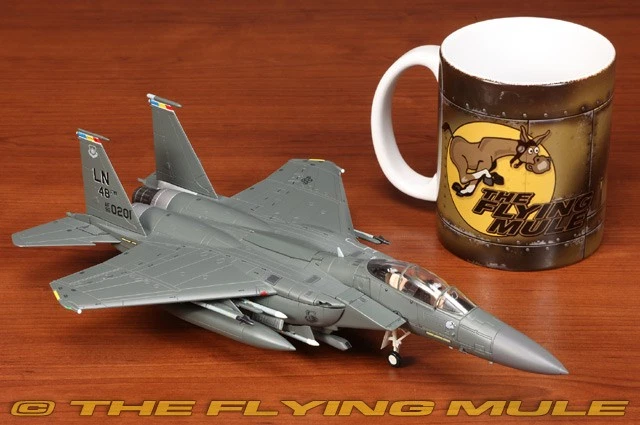 Hobby Master 1:72 F-15E Strike Eagle USAF 48th FW, 494th FS Hellcat - Image 4 of 4