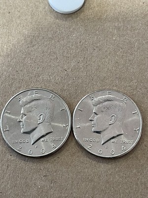 2004  P&D KENNEDY HALF DOLLAR -TWO COIN SET-NICE RIM- FREE SHIPPING 