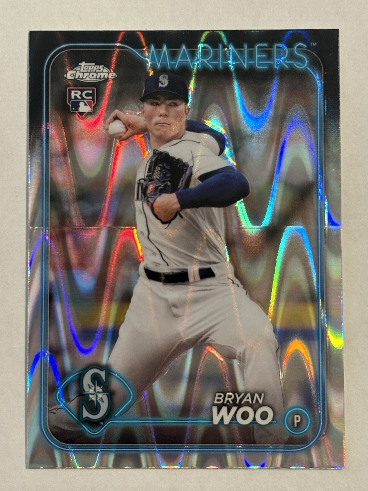 BRYAN WOO - 2024 Topps Chrome RayWave Rookie Refractor RC #172 Seattle Mariners