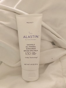 ALASTIN SilkShield All Mineral Sunscreen SPF 30 1.9 oz. Sun Protection
