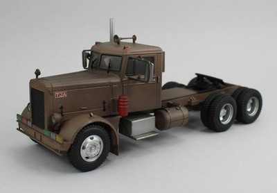 1:43 IXO Models *DUEL MOVIE* Rusty 1955 PETERBILT 281 w/Fuel