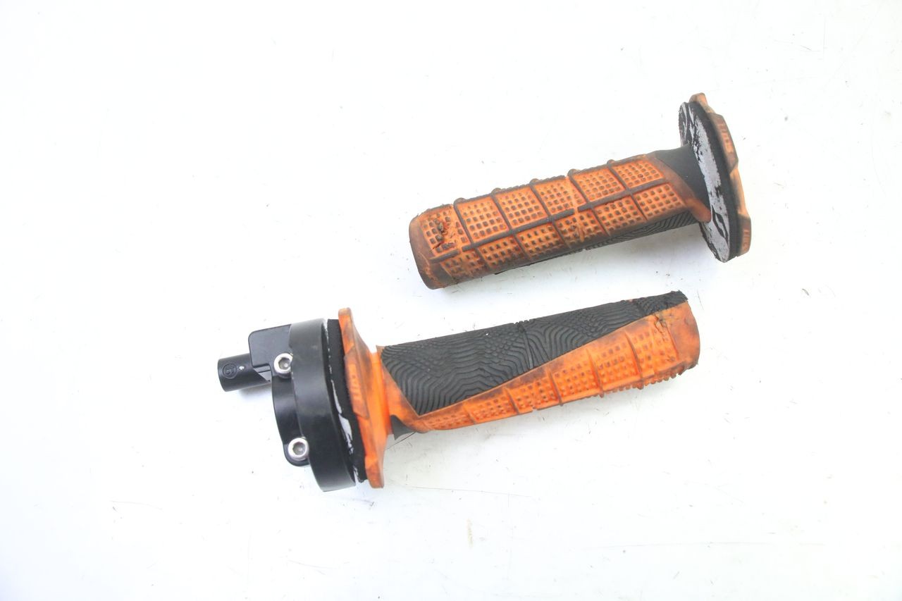 MANOPOLE DELL'ACCELERATORE - APOLLO RFZ 125