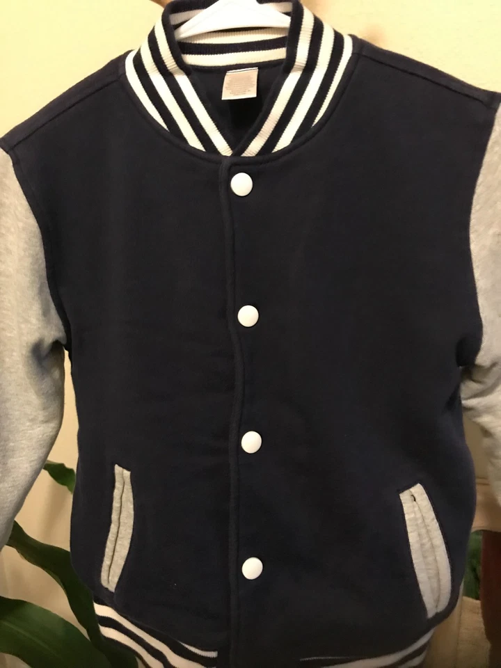 Chaqueta para niño Gymboree M (7-8) azul marino/gris/blanco con botones a presión Foto 2 de 4