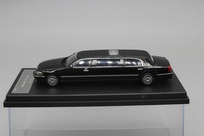 Car Model Toy Gift GCD 1/64 Scale Lincoln Town Car There are other