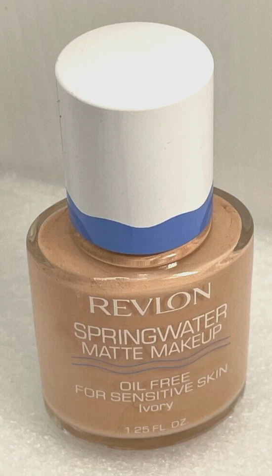 New REVLON Springwater Matte Makeup Oil Free for Sensitive Skin - IVORY **RARE - Image 3 of 4