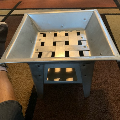 Metal Table Fire Pit Grill BBQ BRASERO PARRILLA DE MESA PARA BARBACOAS NEW