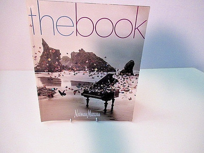 NEIMAN MARCUS The Book PREVIEW FALL 2011-Lge 12 1/2'' T X 10 1/2'' W-99 pgs-RTW