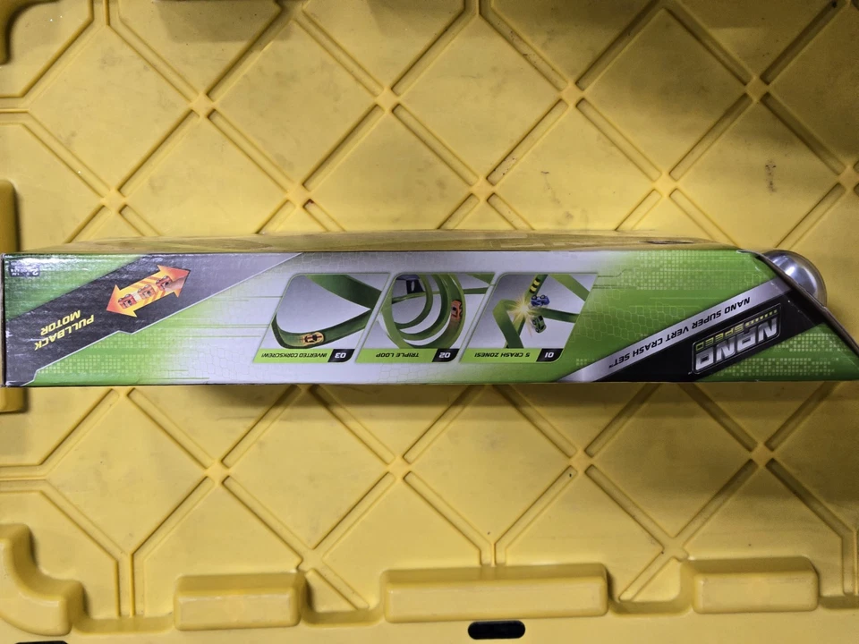 Xconcepts Nano Speed Super Vert Crash Set with Bonus Micro Cars Motorized - Image 4 of 4