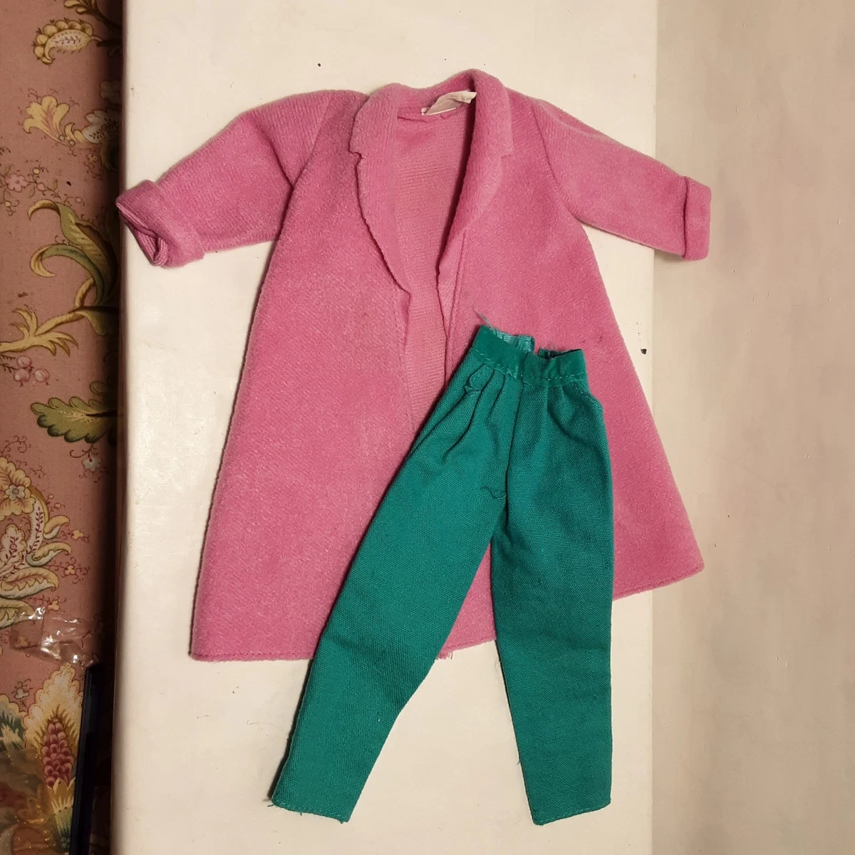 Beau Lot Vintage Barbie Authentique – Poupée + Vêtements + Accessoires