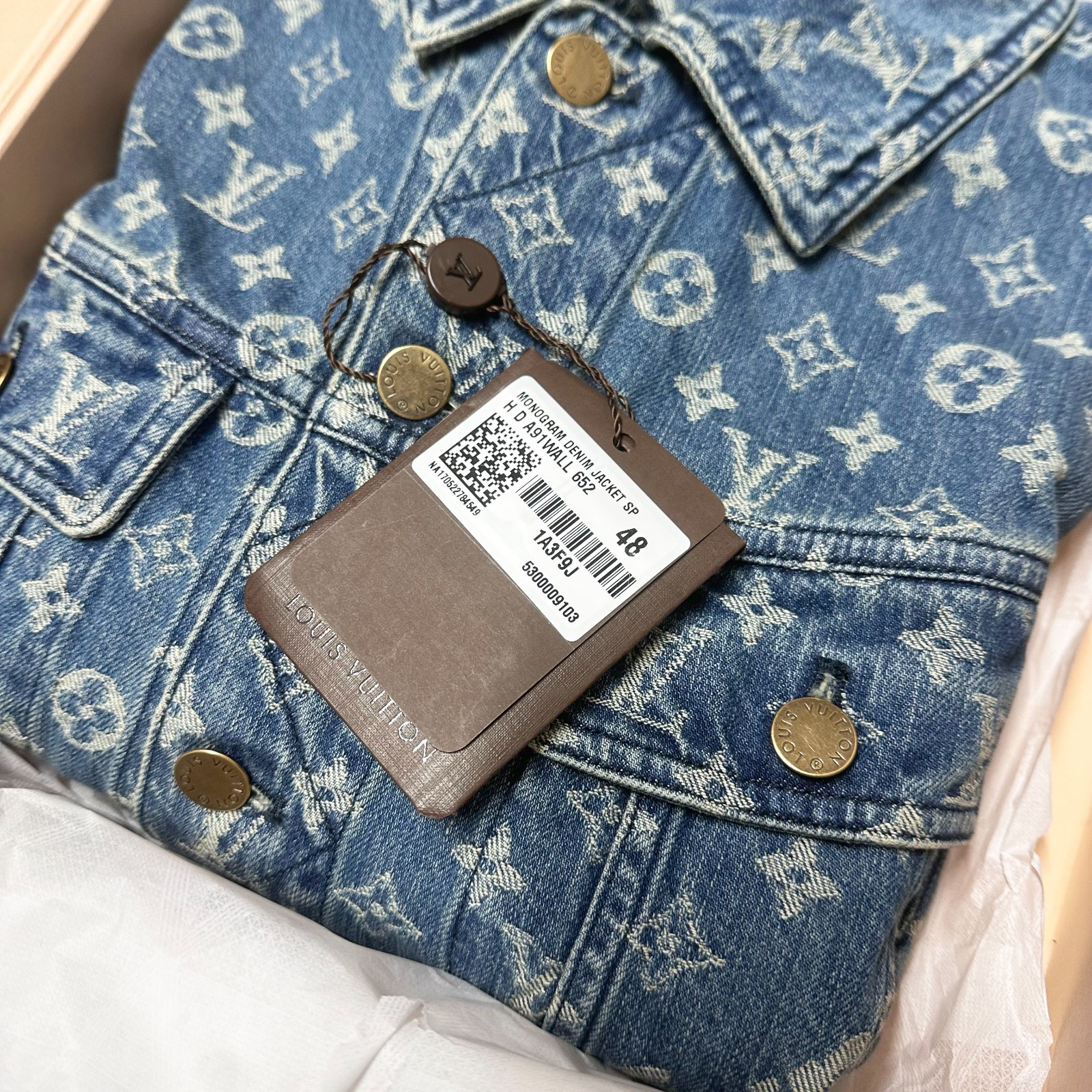 100percent AUTHENTIC LOUIS VUITTON x SUPREME DENIM JACKET LV SIZE S M MONOGRAM 48 image 4