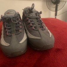 Air Max 95 Essential Smoke Grey University W Boxrarely Warnexclusive