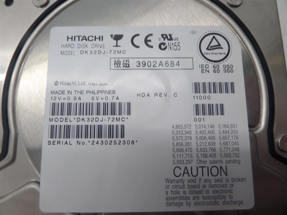 Hitachi DK32DJ-72MC 73GB 10K RPM SCSI 3.5" HDD - Image 2 of 4