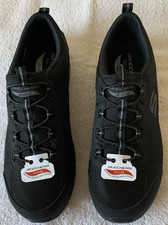 Image of ~ SKECHERS ~ ARCH FIT REFINE ~ HER ACE ~ SIZE 5 ~ NEW AND BOXED ~