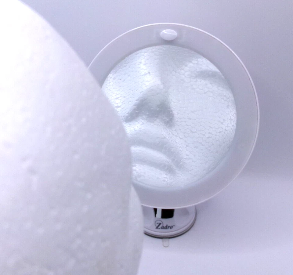 Zadro LED Lighted Z'Swivel Power Suction Mirror 10X Magnification Power 7.5"Tall - Image 3 of 4