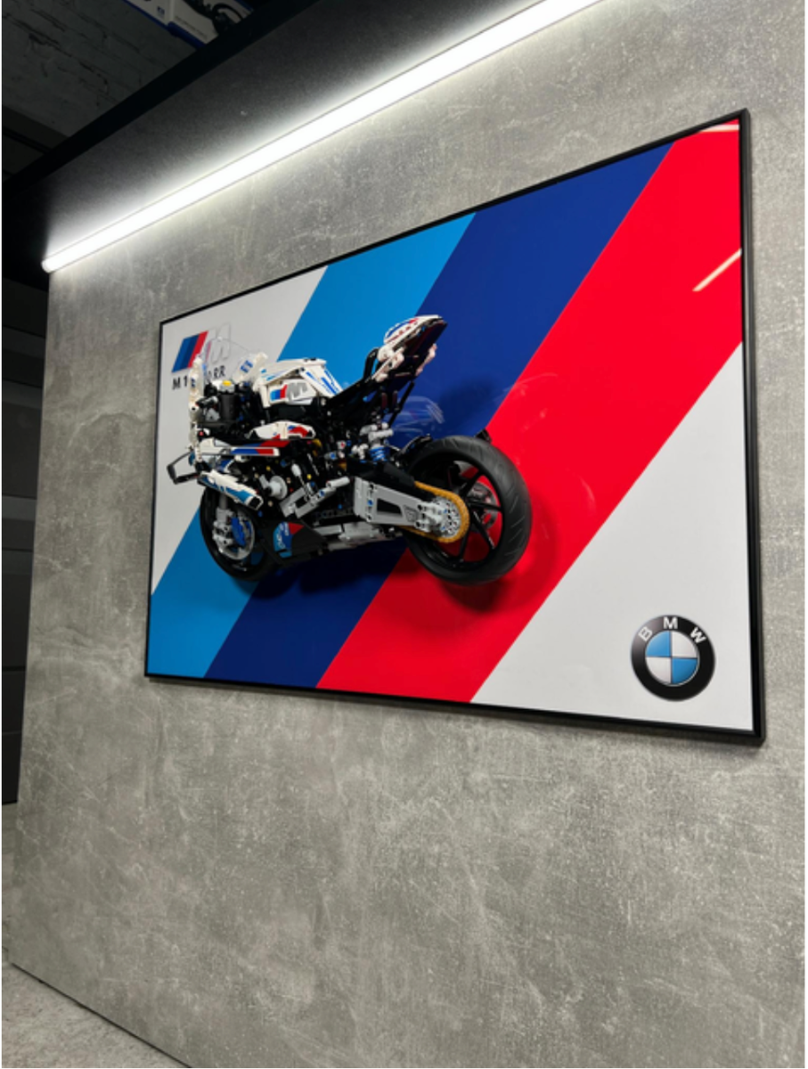 ./ポスター LEGO Art Wall Holder Frame 50x80 cm. LEGO Technic BMW M 1000 RR