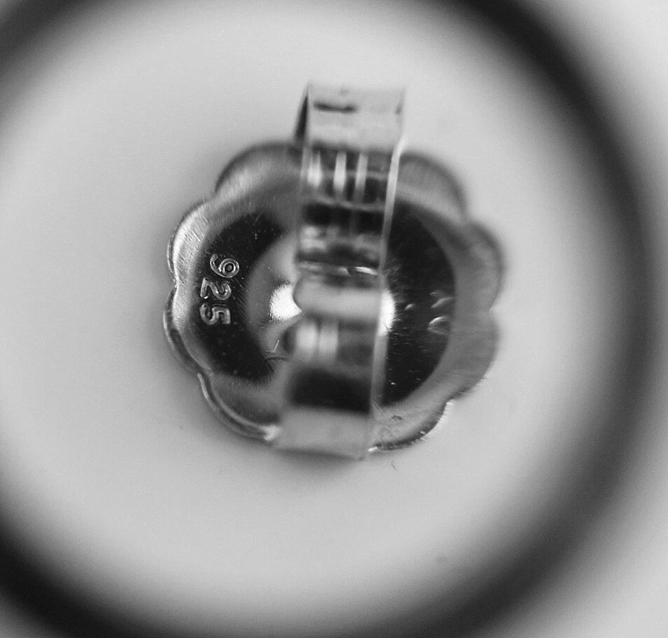 David Yurman 10mm Osetra Cable Bayas Rojo Granate Pendientes Caja Nueva Foto 4 de 4