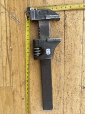 (n° 703  OUTIL ANCIEN, Clé à molette￼