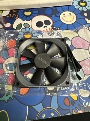 NZXT RF-AP120-FP 120mm 4-Pin 12DC 0.32A Fluid Dynamic Bearing Black Fan - Image 1 of 2