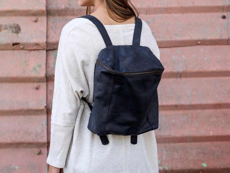 Leather Bags/travel Bag/ School Bag/bag Pack/trendy Bags Leather Bags/travel Bag/ School Bag/bag Pack/trendy Bags