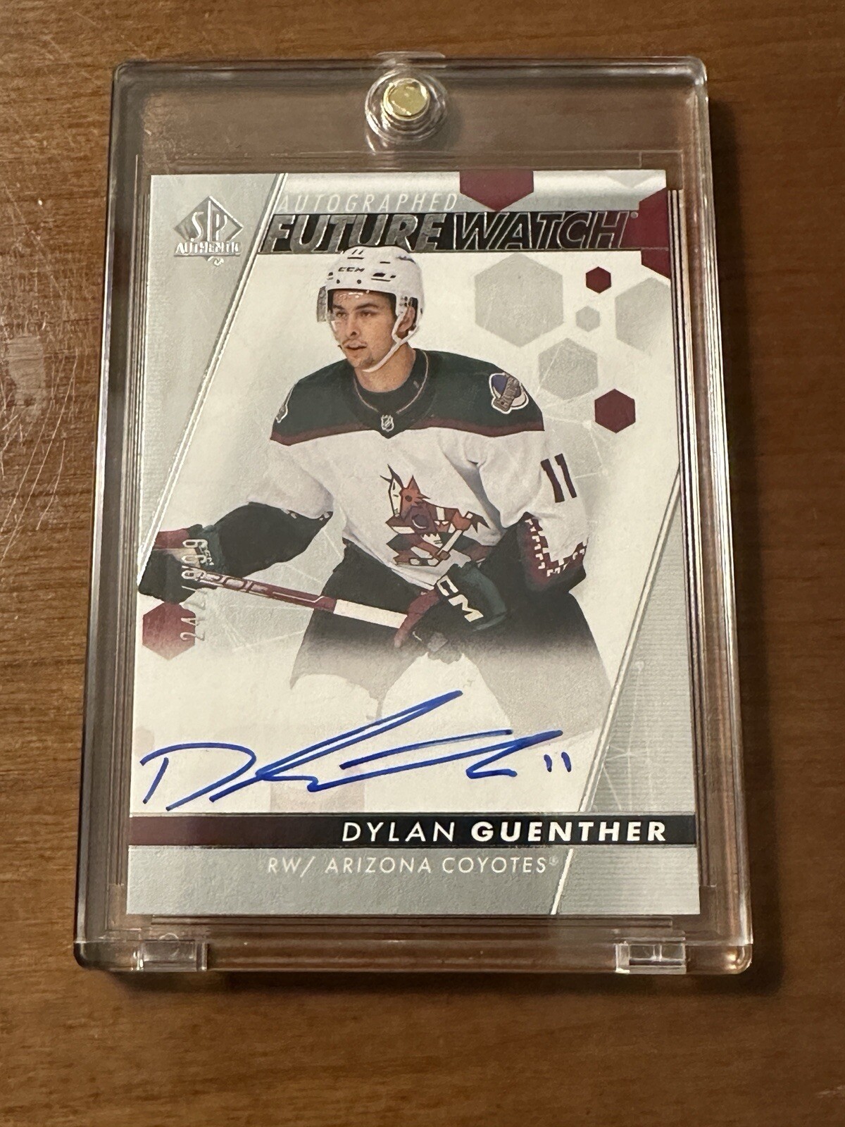 22/23 SP AUTHENTIC FUTURE WATCH AUTO ROOKIE RC DYLAN GUENTHER #143 - /999