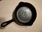 Rare Griswold #4 Slant Logo #702 Cast Iron Skillet