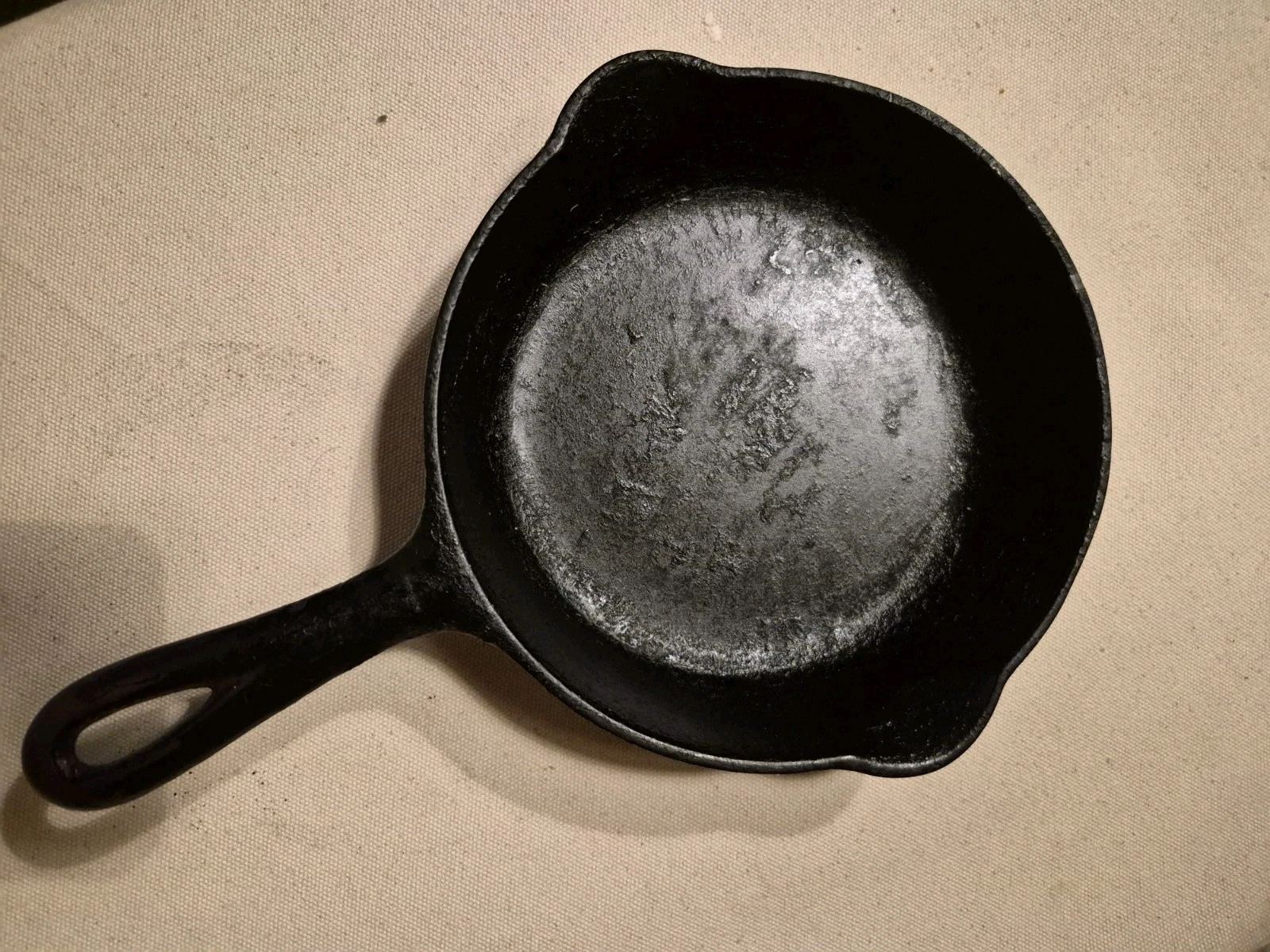 Rare Griswold #4 Slant Logo #702 Cast Iron Skillet